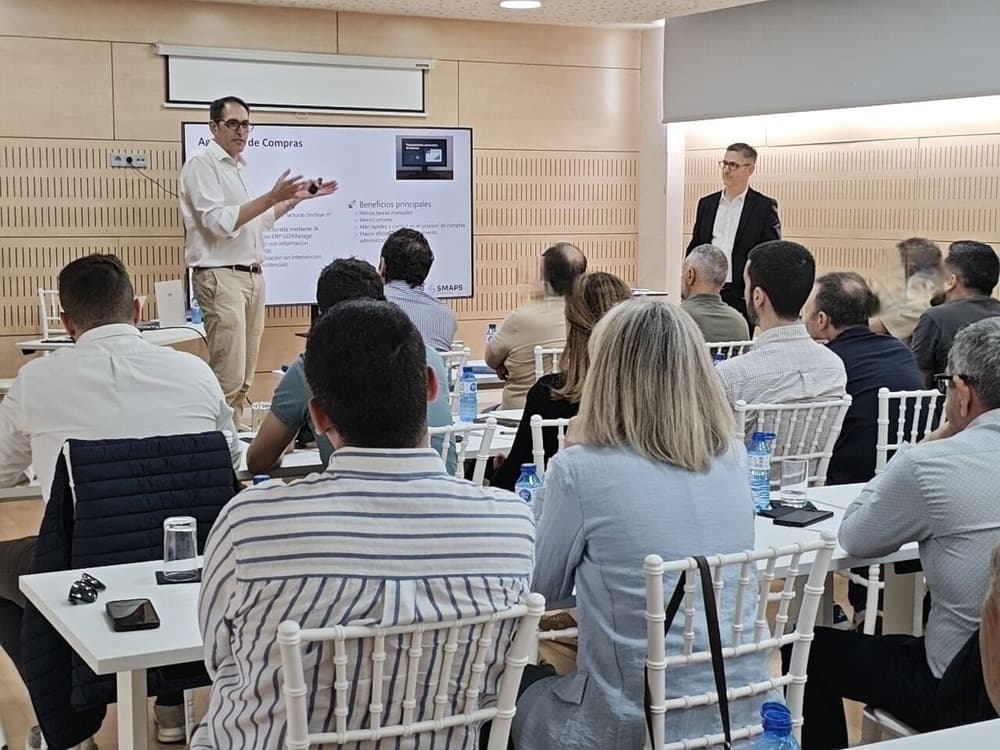 José Manuel Alonso Riquelme durante una jornada de trabajo sobre inteligencia artificial para empresa instaladora.